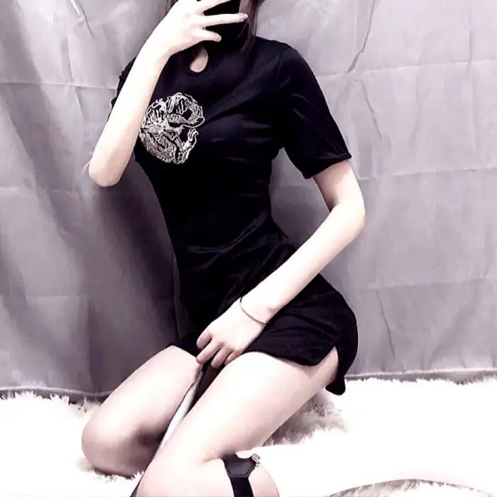 幽冥花开